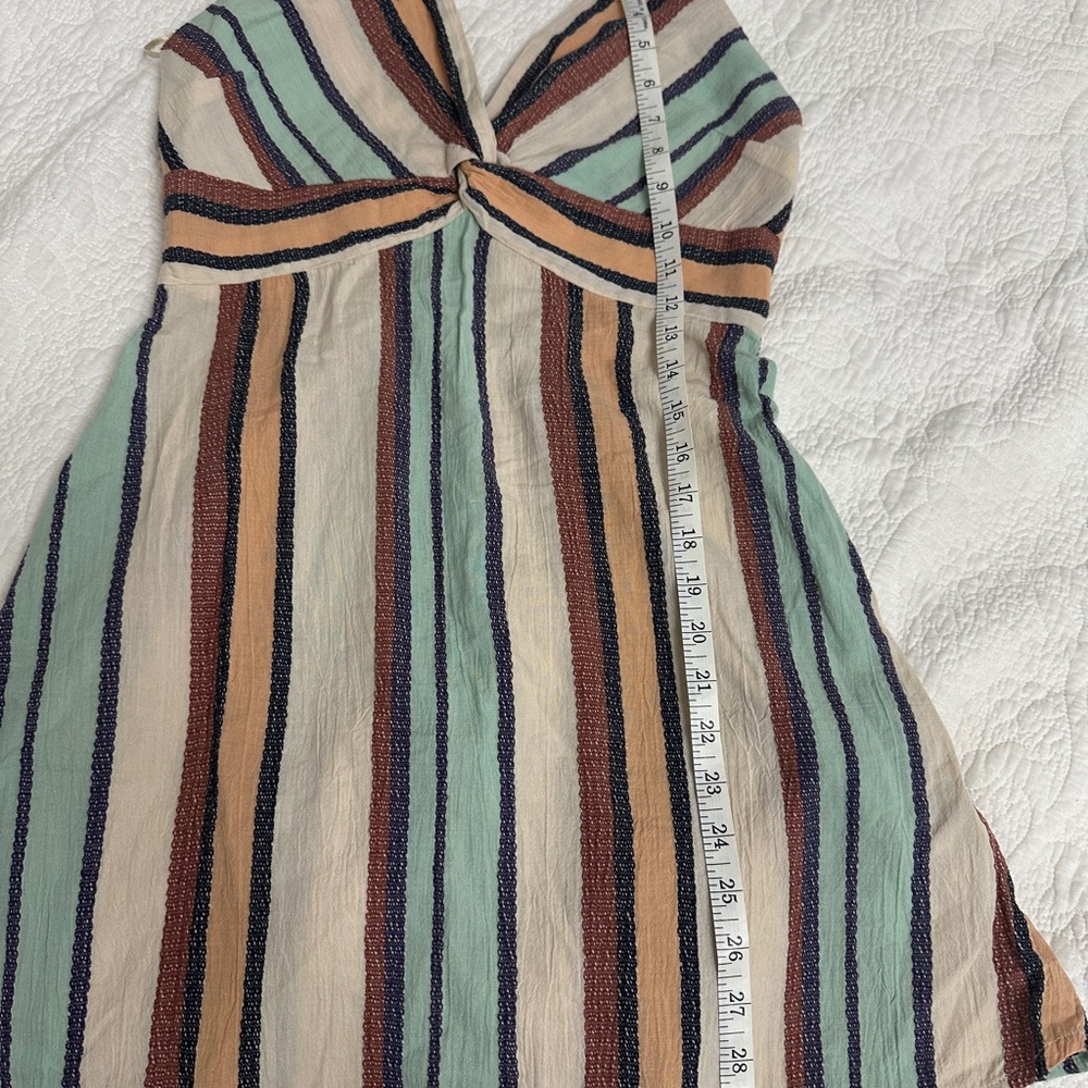 Free People Women's Twisted Tank Size Medium - Picture 7 of 10